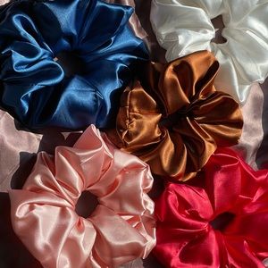 Giant satin scrunchies! XXL